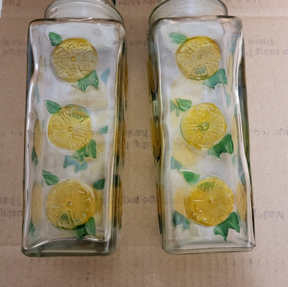 Vintage Clear Glass Decanter With Lemon Design Set of 2 - Picture 2 of 13
